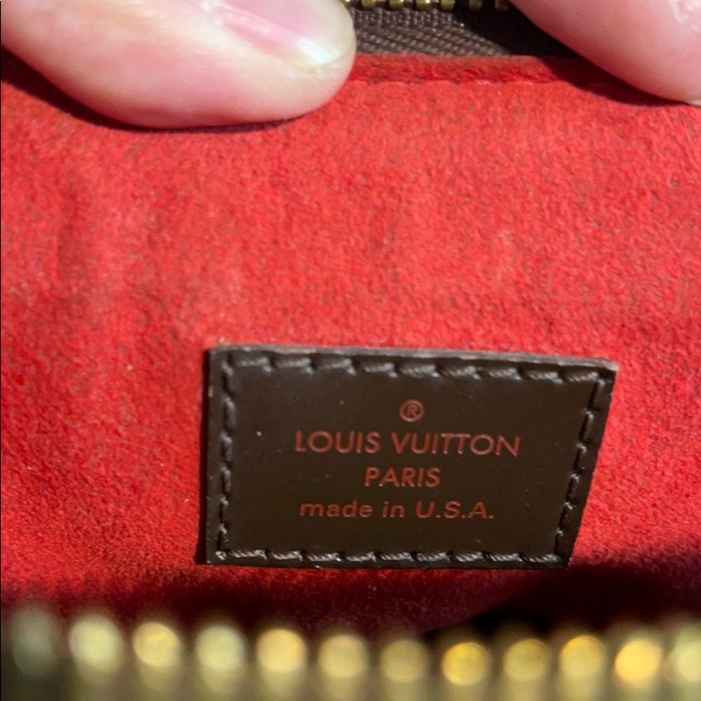 Authentic Louis Vuitton Classic Trevi PM Bag - Picture 8 of 17